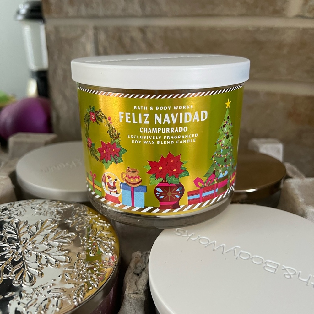 Feliz Navidad Candle